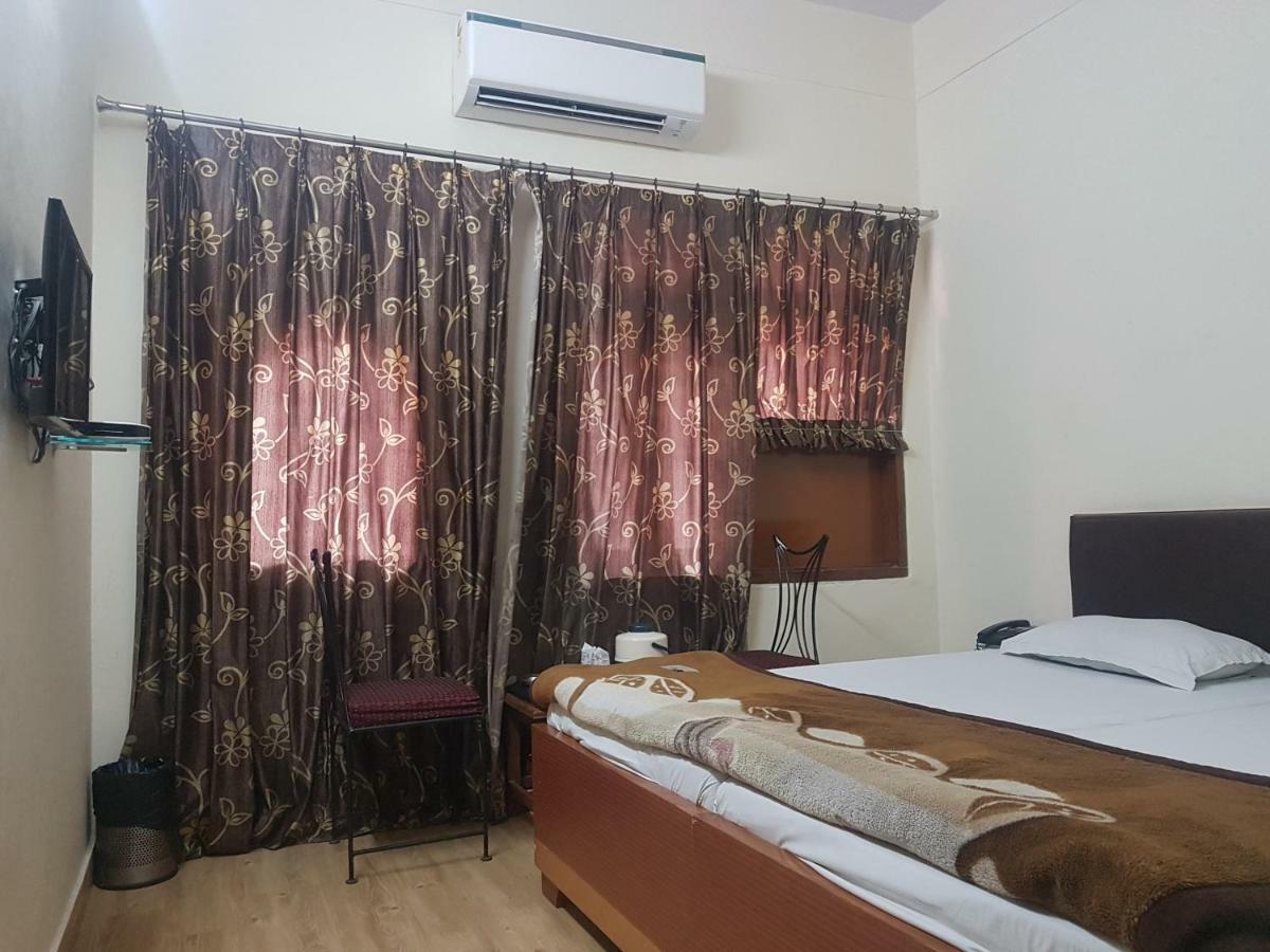 Hotel Sweet Dream Jaipur Ngoại thất bức ảnh
